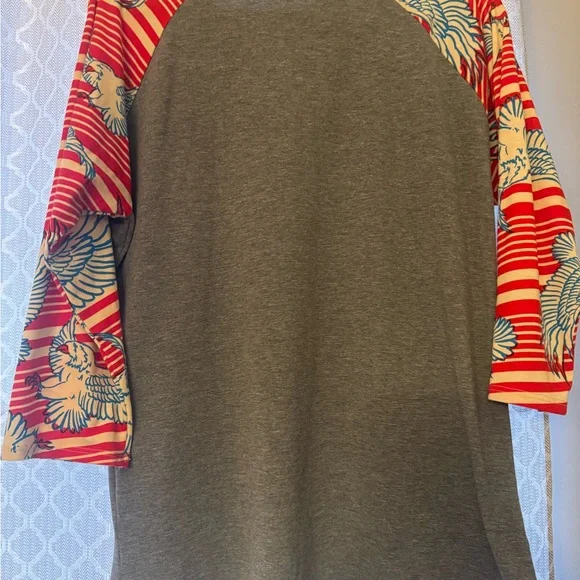 LuLaRoe Large Gray and Red Long Sleeve Top - Picture 4 of 4